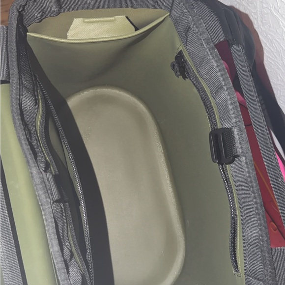 YETI Green Tote Bag with Black Straps - Picture 3 of 3